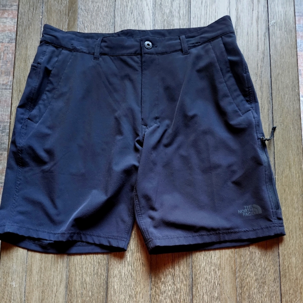 Mens North Face Shorts Sz 34